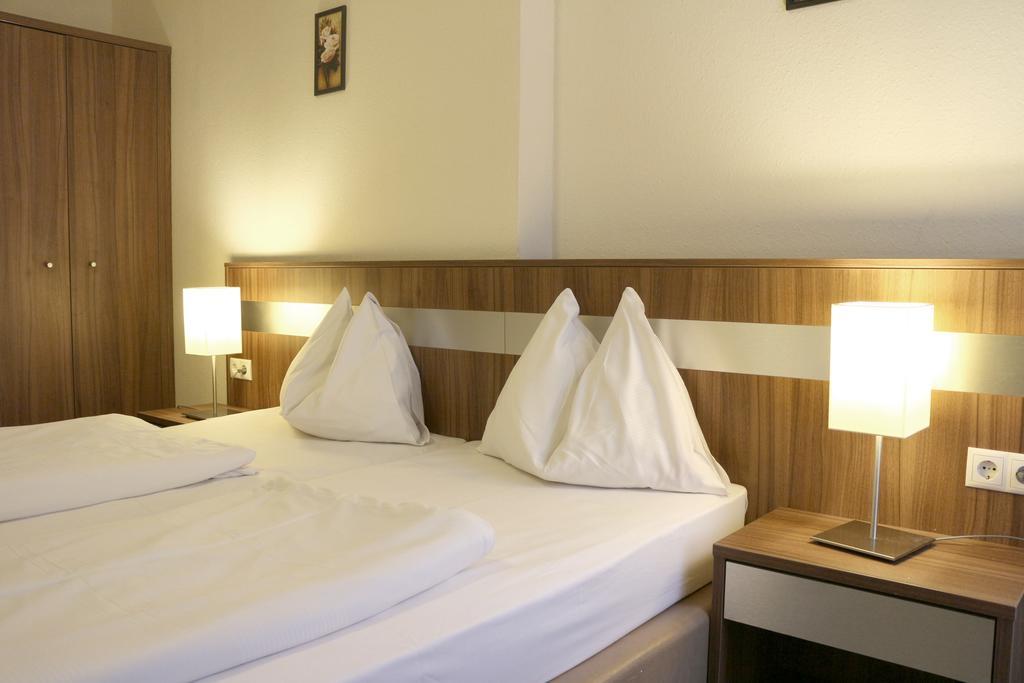 Hotel Carina Vienna Luaran gambar