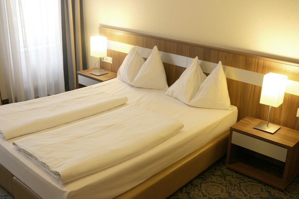 Hotel Carina Vienna Luaran gambar