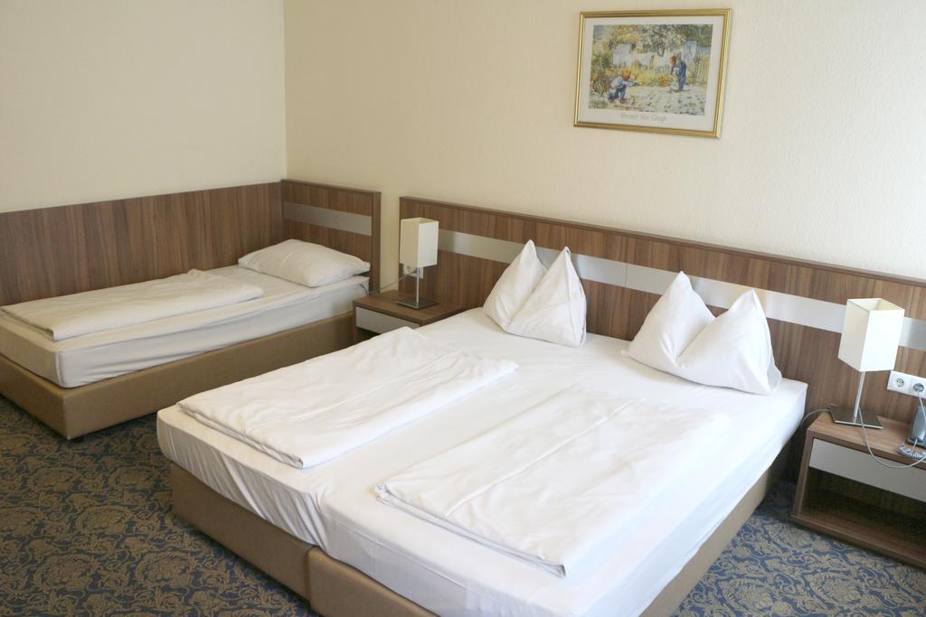 Hotel Carina Vienna Luaran gambar