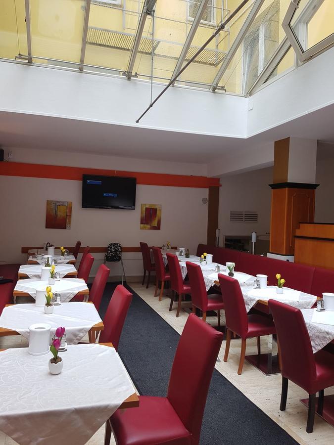 Hotel Carina Vienna Luaran gambar